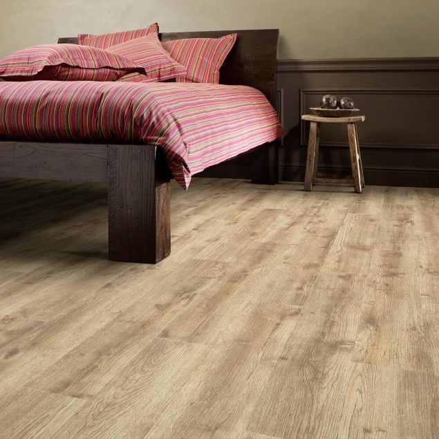 Orla - Bella Dryback Bedroom room shot